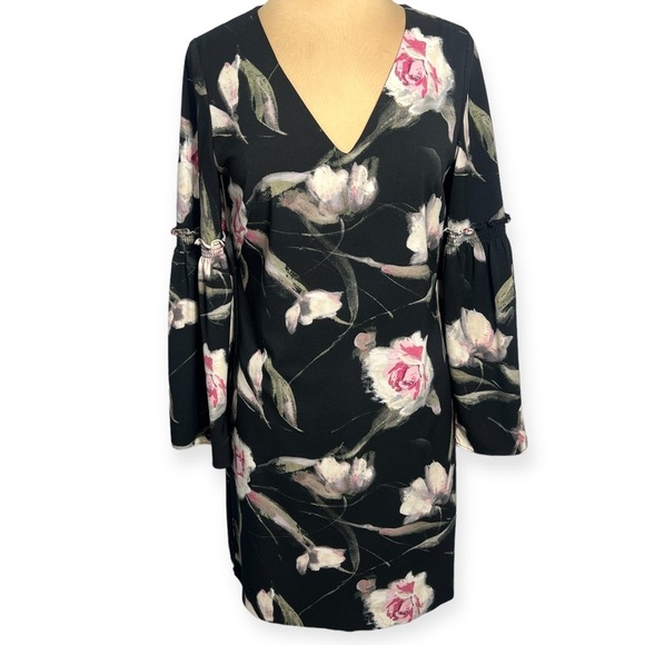 White House Black Market Dresses & Skirts - White House Black Market black pink floral bell sleeve shift dress size 8
